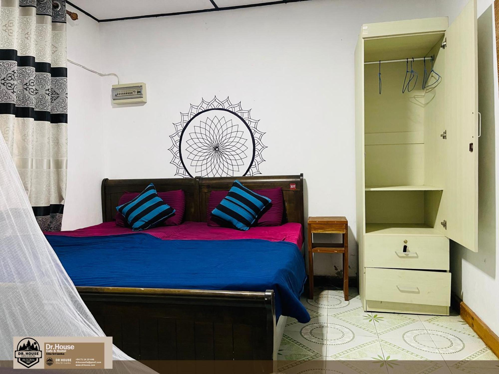 Dr House Ella - Hostel & Cafe 외부 사진
